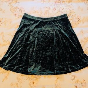 Vtg BETSEY JOHNSON green velvet mini skater skirt